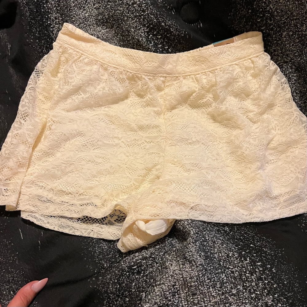 Hollister Lace Crochet Shorts NWT L